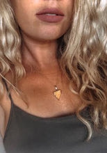 Load image into Gallery viewer, Mini Triangle Diffuser Necklace