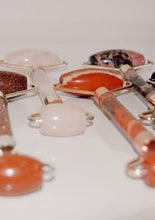 Load image into Gallery viewer, Crystal Facial Roller with Luxe Box