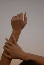 Load image into Gallery viewer, Raw Stone Rings
