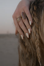 Load image into Gallery viewer, Raw Stone Rings