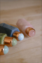 Load image into Gallery viewer, WAO Oil Beauty Roller