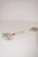 Load image into Gallery viewer, Crystal Facial Roller with Luxe Box