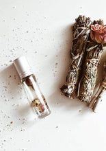Load image into Gallery viewer, Flower Infused Jade Lemon Lavender Roller