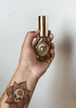 Load image into Gallery viewer, Nova Collection Spray Bottles