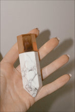 Load image into Gallery viewer, WAO Oil Beauty Roller