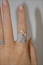 Load image into Gallery viewer, Square Ring Matching Stacker